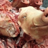 Kako rezati svinjsku glavu: upute korak po korak